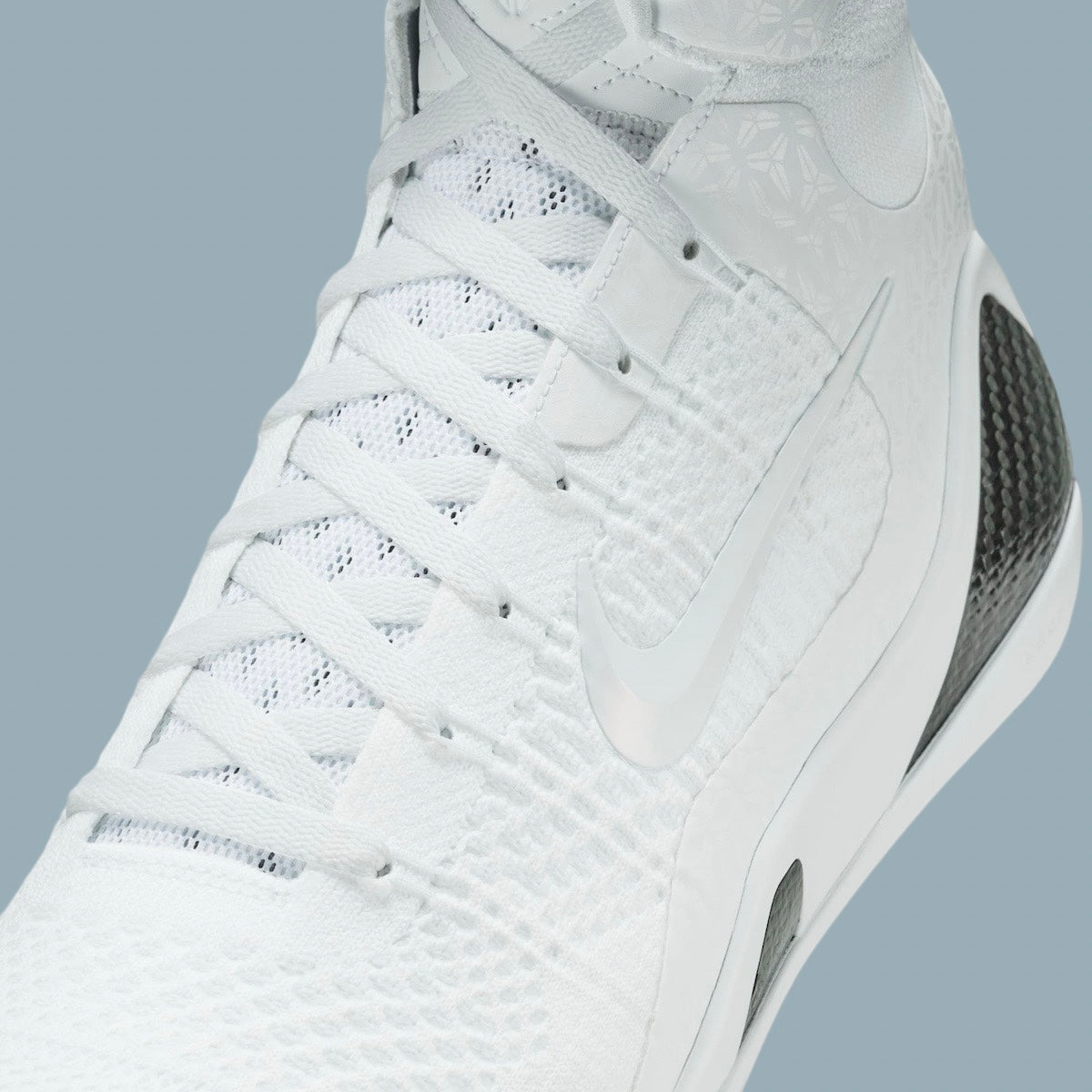 Nike Kobe 9 Elite High Protro Halo black and white