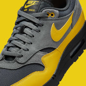 Chaussure de ville Nike Air Max 1 Hufquake , noir , vert , semelle confortable , vue de coté