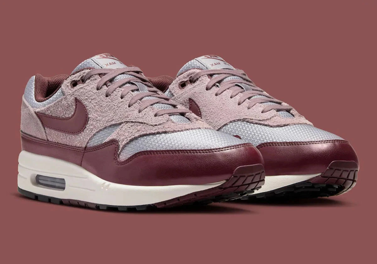 Nike Air Max 1 Essential PRM rouge Bordeaux gris 