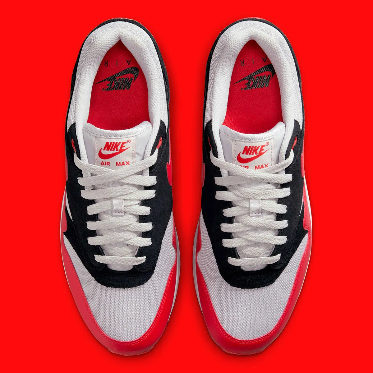 Chaussure de ville Nike Air Max 1 Flips A New Take On , rouge , blanc , noir ,semelle confortable , vue de haut
