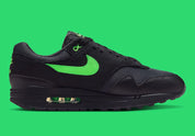 Chaussure de ville Nike Air Max 1 Hufquake , noir , vert , semelle confortable , vue de profil