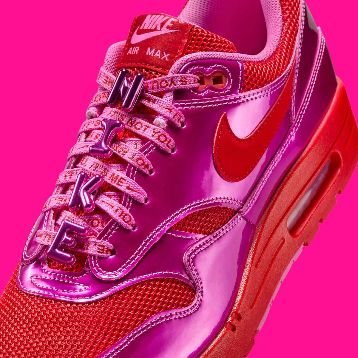 Nike Air Max 1 PRM Valentine's Day Playful Pink vernis rose rouge violet 