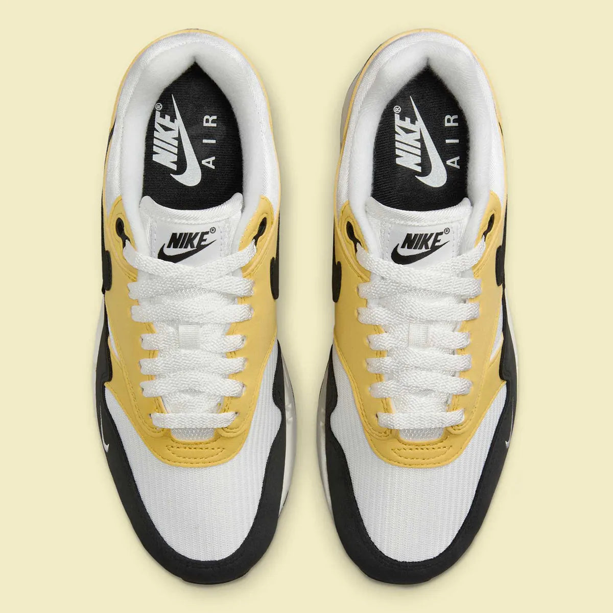 Chaussure de ville Nike Air Max 1 Saturn Gold , noir , blanc , semelle confortable , vue de haut