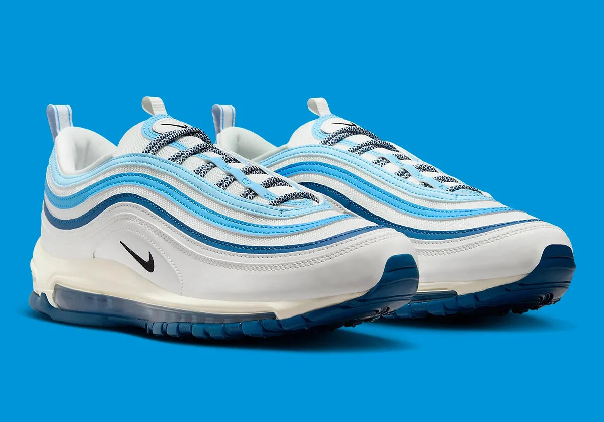 Nike Air Max 97 Summit White Light Photo Blue bleu ciel blanc dégradé bleus swoosh bulle d'air