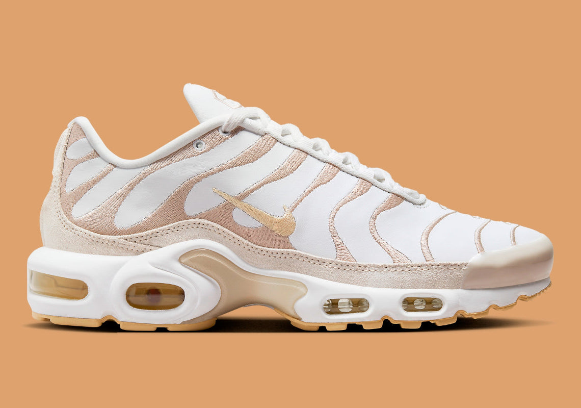 Nike Air Max Plus Premium Pale Vanilla – chaussures lifestyle confortables avec bulles d’air apparentes, vue de face