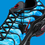 Nike Air Max Plus Shark Attack requin mer eau noir rouge 