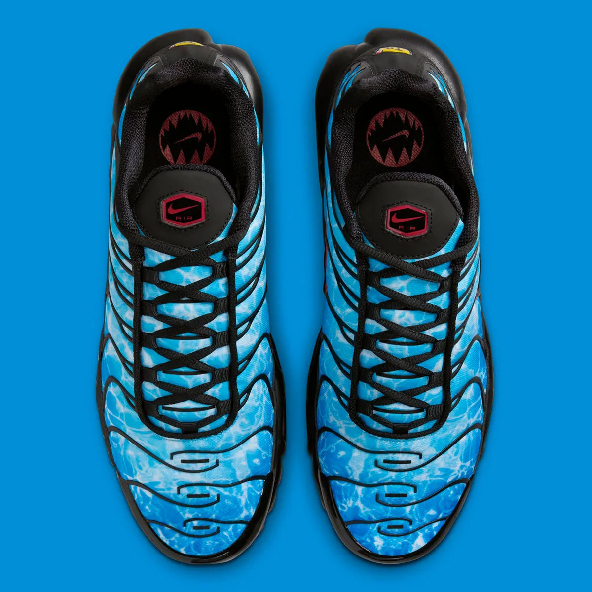 Nike Air Max Plus Shark Attack requin mer eau noir rouge 