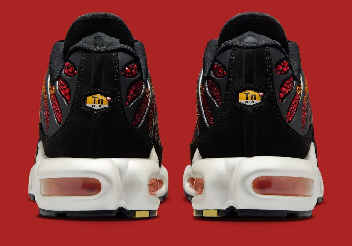 Nike Air Max Plus Swarovski Sunset couché de soleil blanc rouge orange noir blanc jaune