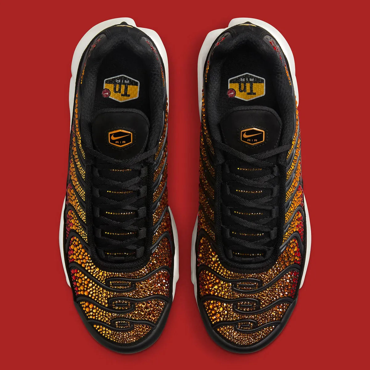Nike Air Max Plus Swarovski Sunset couché de soleil blanc rouge orange noir blanc jaune