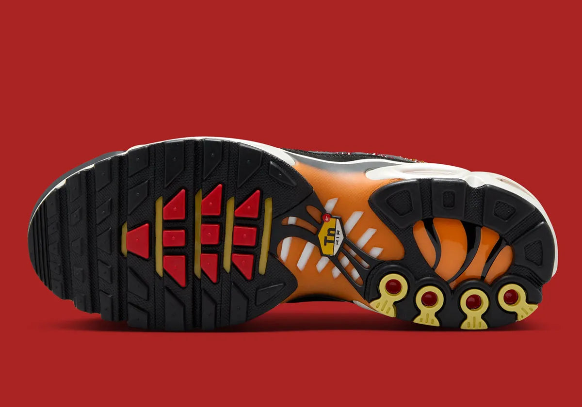 Nike Air Max Plus Swarovski Sunset couché de soleil blanc rouge orange noir blanc jaune tn