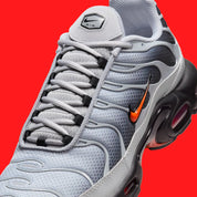 Nike Air Max Plus Wolf Grey Picante Red gris orange rouge noir 