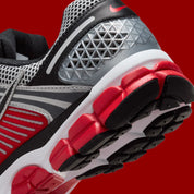 Nike Air Zoom Vomero 5 Metallic Silver University Red rouge argent blanc noir 