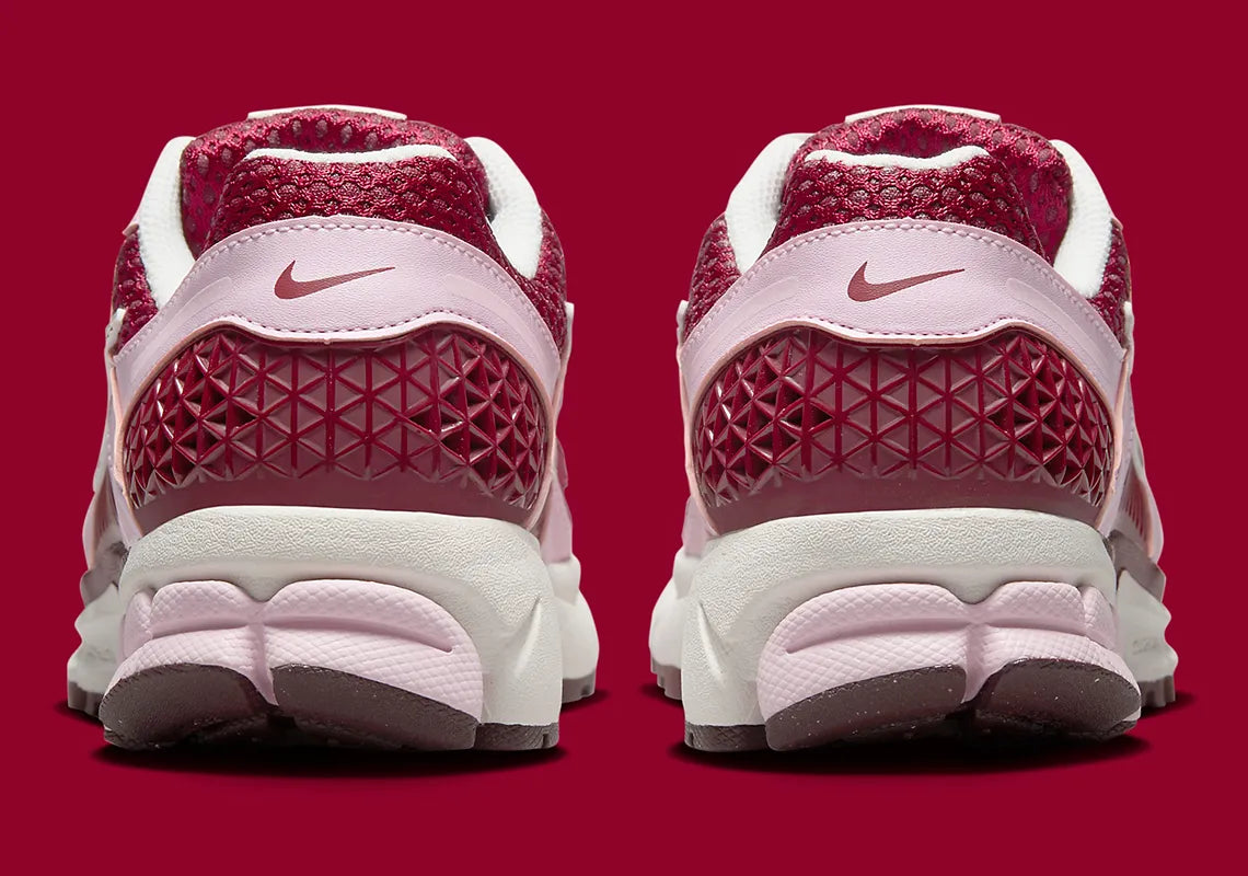 Nike Air Zoom Vomero 5 Pink Foam Team Red rouge blanc bordeaux rose