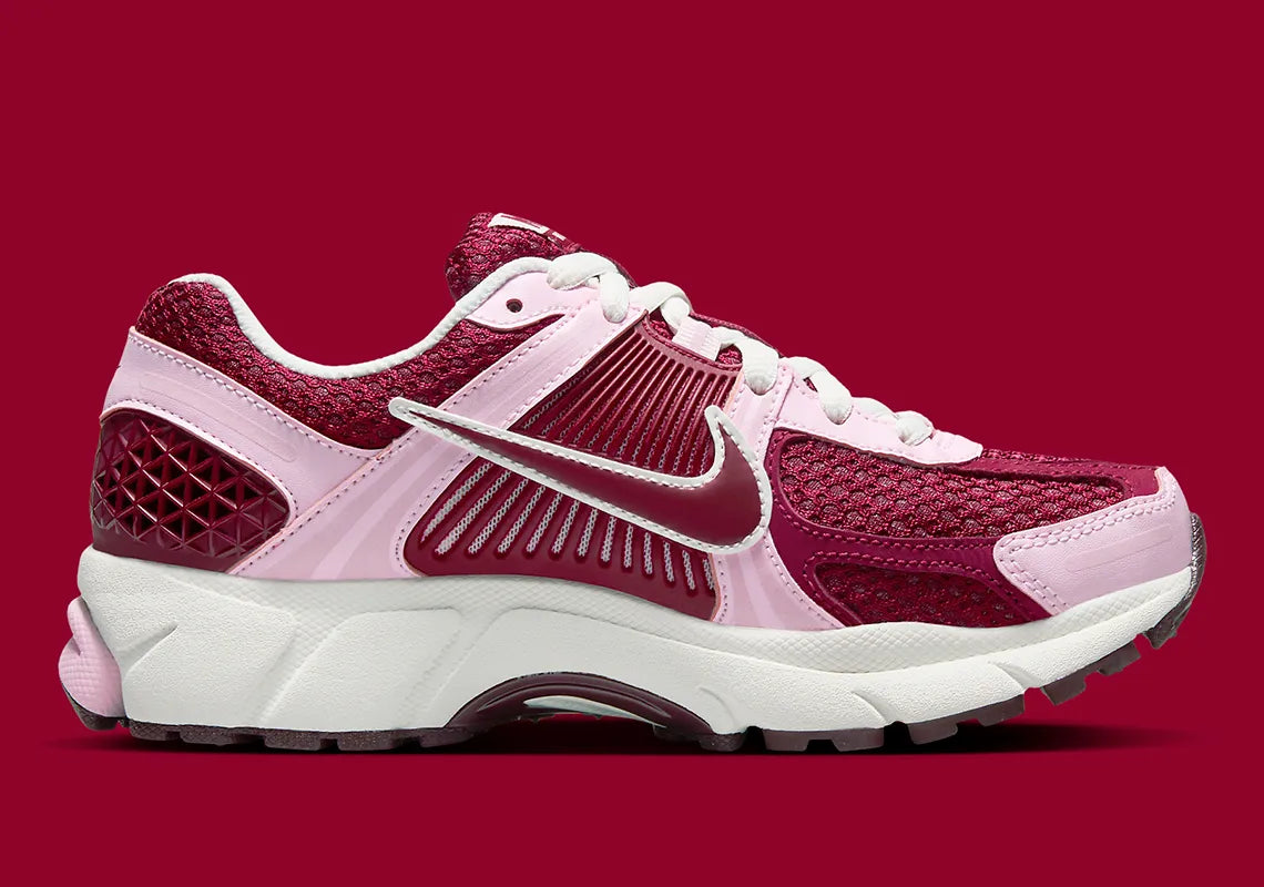 Nike Air Zoom Vomero 5 Pink Foam Team Red rouge blanc bordeaux rose