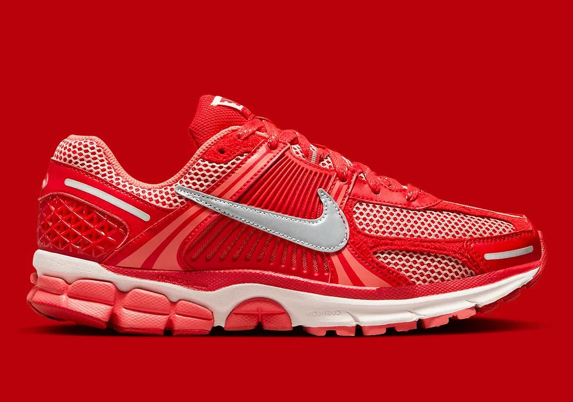 Nike Air Zoom Vomero 5 University Red blanc rouge argent