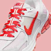 Nike Air Zoom Vomero 5 Valentine's Day blanc logo rouge rose coeur