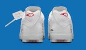 Sneaker Nike Cryoshot Zoom M9 Virgil Abloh Archives avec matériaux techniques translucides, amorti Zoom Air et design futuriste déstructuré.