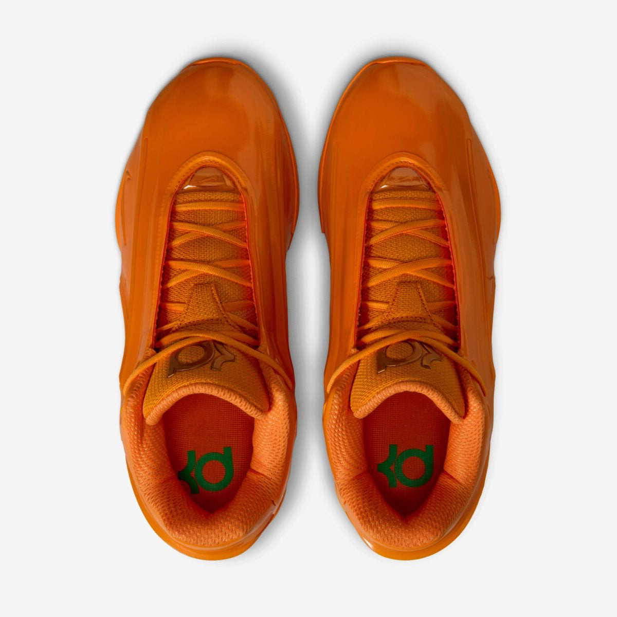Sneaker Nike KD 19 Bright Ceramic orange vif avec tige en mesh technique, amorti Zoom Air et design performance basketball.