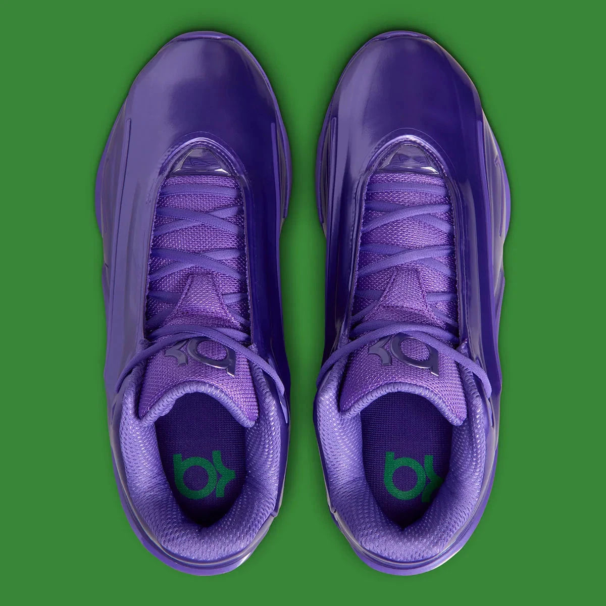 Sneaker Nike KD 19 Field Purple violette avec tige en mesh technique, amorti Zoom Air et design performance basketball moderne. vu du dessus