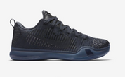 Nike Kobe 10 Elite Low Black Mamba Collection Fade to Black, chaussure de basketball basse en Flyknit issue du pack hommage à Kobe Bryant.