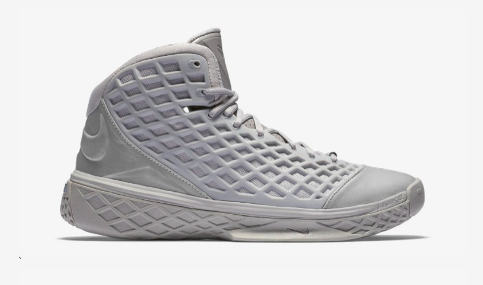 Nike Kobe 3 Black Mamba Collection Fade to Black, chaussure de basketball Nike au design géométrique issue du Fade to Black Pack de Kobe Bryant.