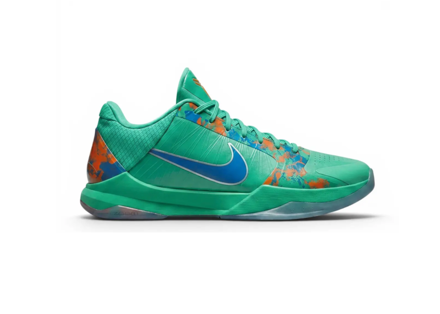 Sneaker Nike Kobe 5 Protro Jalen Brunson NY vs. NY PE avec détails inspirés de New York, amorti Zoom Air et silhouette basketball basse haute performance.