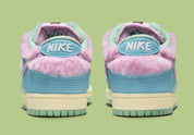 Nike SB Dunk Low Verdy Visty fourure poils doux vert rose bleu jaune 