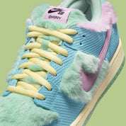 Nike SB Dunk Low Verdy Visty fourure poils doux vert rose bleu jaune 