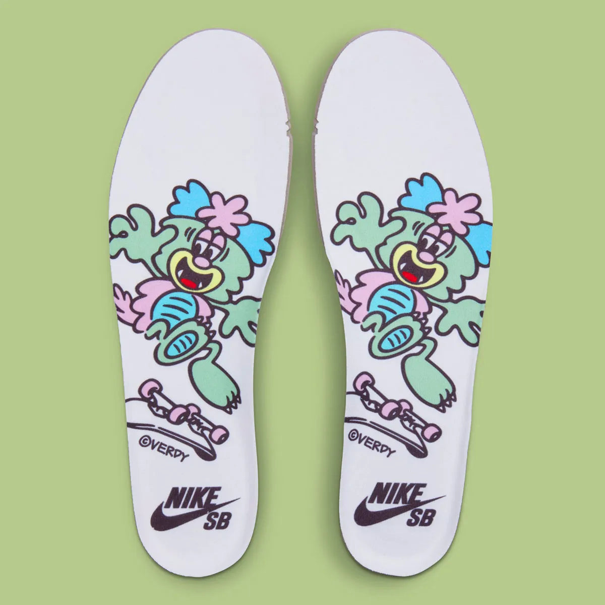 Nike SB Dunk Low Verdy Visty fourure poils doux vert rose bleu jaune 
