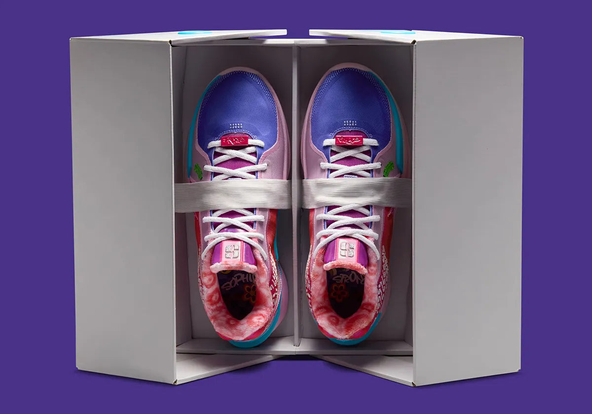 Nike Sabrina 2 Doernbecher Sophia smiley rose bleu violet ionescu blanc