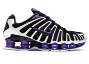 Nike Shox TL Persian Violet avec tige en mesh respirant, renforts synthétiques, détails Persian Violet et semelle Nike Shox intégrale offrant amorti et stabilité vue de profil. 