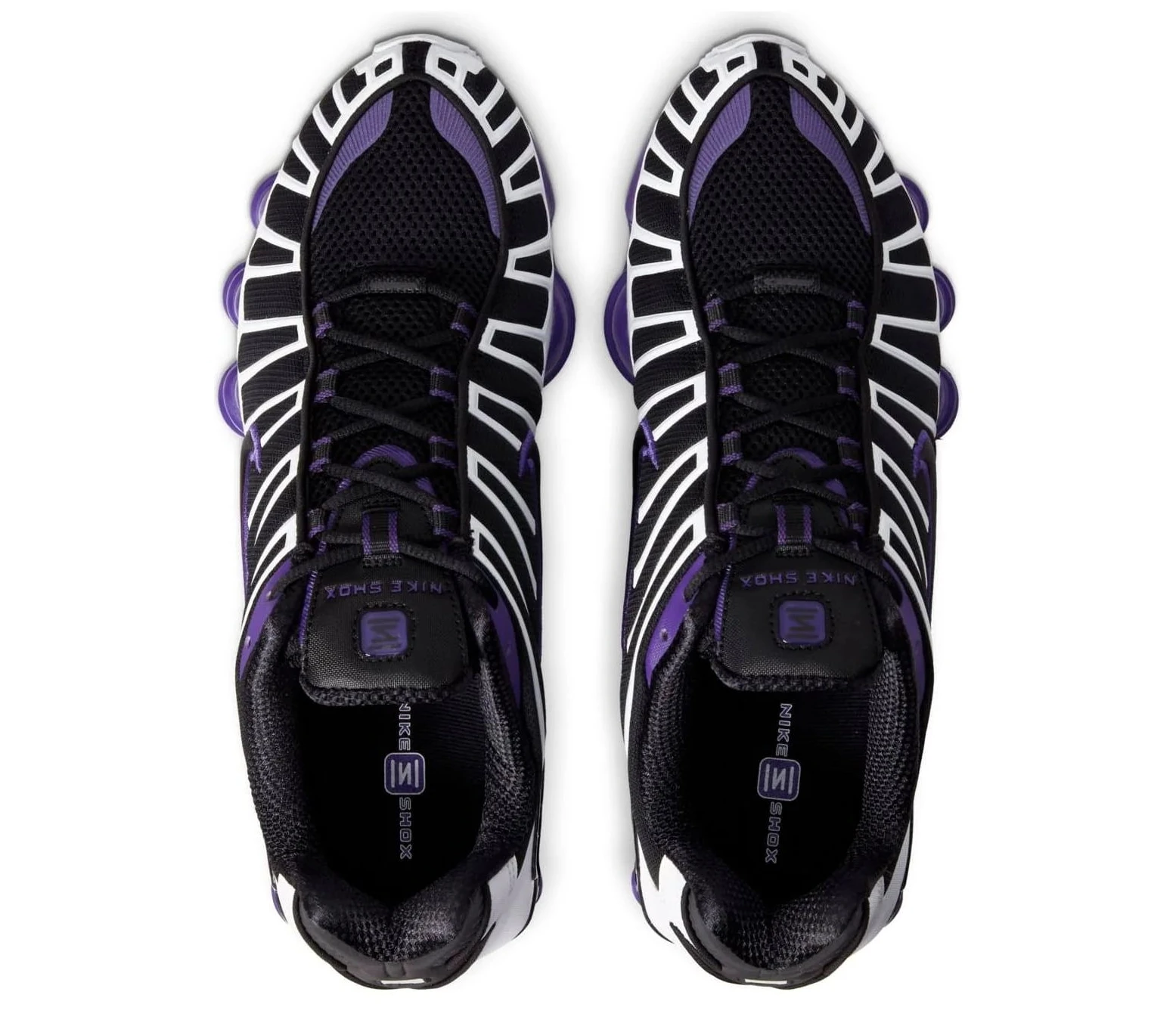 Nike Shox TL Persian Violet avec tige en mesh respirant, renforts synthétiques, détails Persian Violet et semelle Nike Shox intégrale offrant amorti et stabilité vue du dessus. 