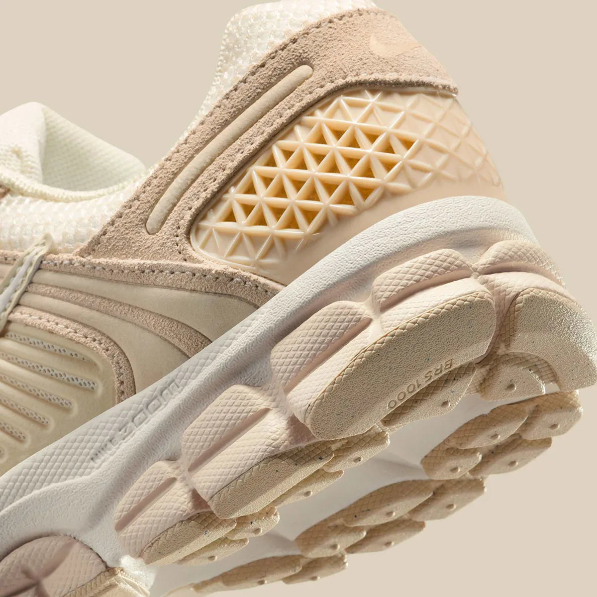 Nike Zoom Vomero 5 Beach Light Khaki blanc crème marron