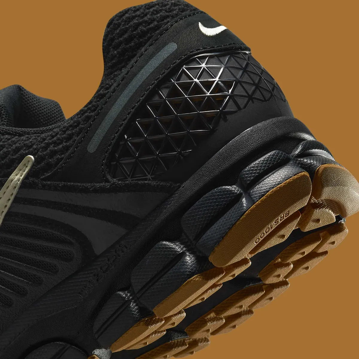 Nike Zoom Vomero 5 Black Gum noir blanc marron 