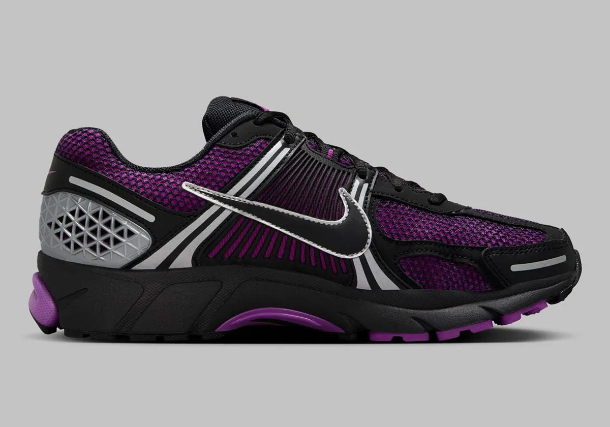 Nike Zoom Vomero 5 Black Vivid Purple violet gris noir 