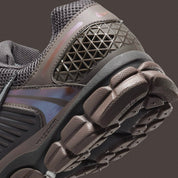 Nike Zoom Vomero 5 Cave Stone pierre roche blanc gris noir marron 