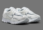 Nike Zoom Vomero 5 Chrome Toe Blanc brillant métallique crème 
