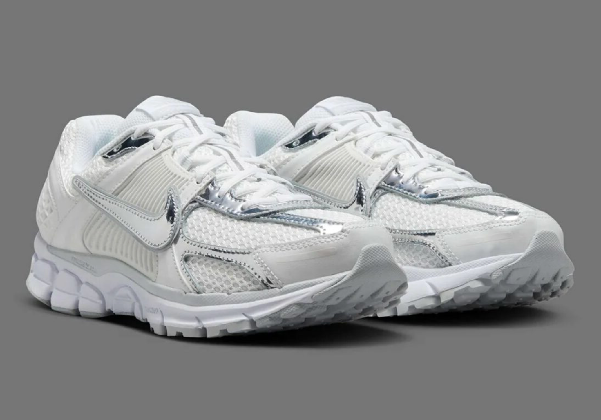 Nike Zoom Vomero 5 Chrome Toe Blanc brillant métallique crème 