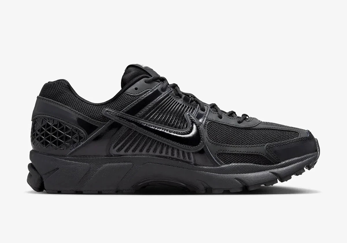 Nike Zoom Vomero 5 Dover Street Market 20e anniversaire noir gris sombre