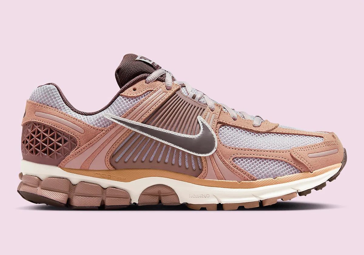 Nike Zoom Vomero 5 Dusted Clay marron blanc crème caramel 