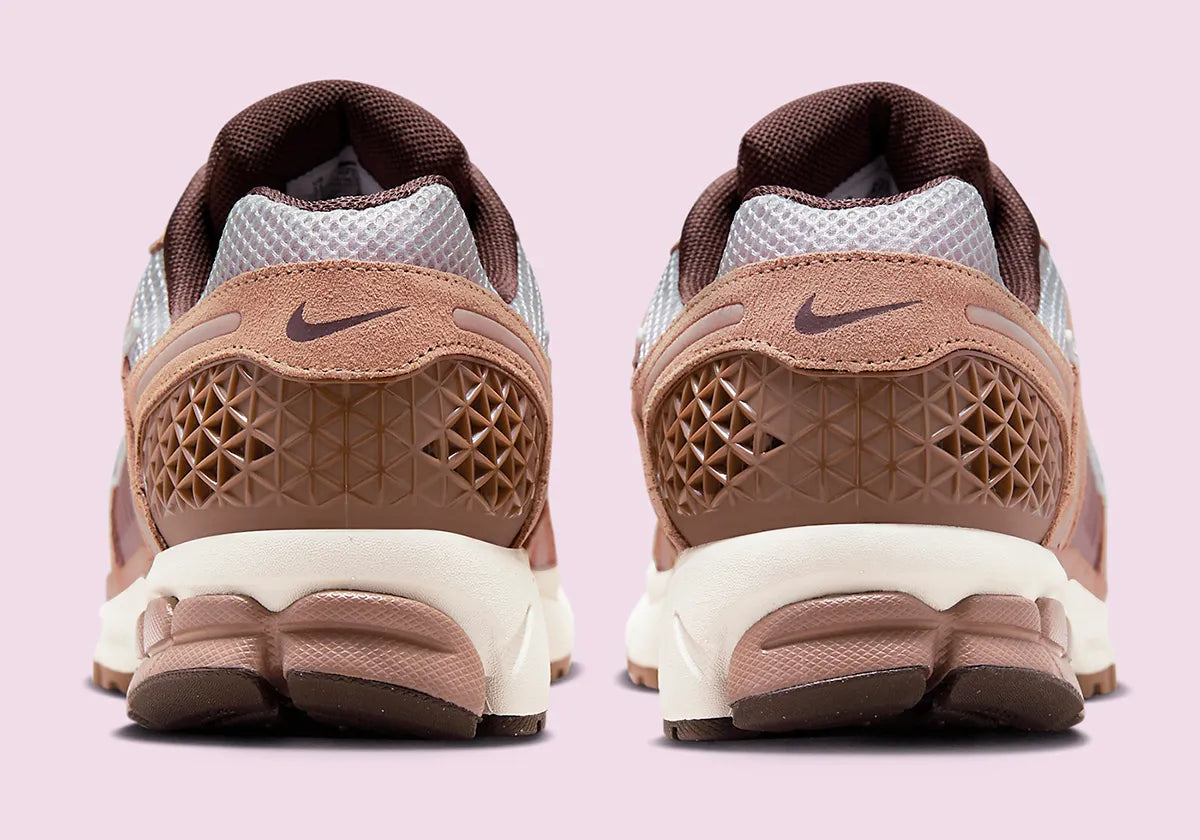 Nike Zoom Vomero 5 Dusted Clay marron blanc crème caramel 