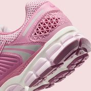 Nike Zoom Vomero 5 Elemental Pink blanc rose gris clair 