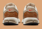 Nike Zoom Vomero 5 Khaki Phantom blanc marron rouge orange 