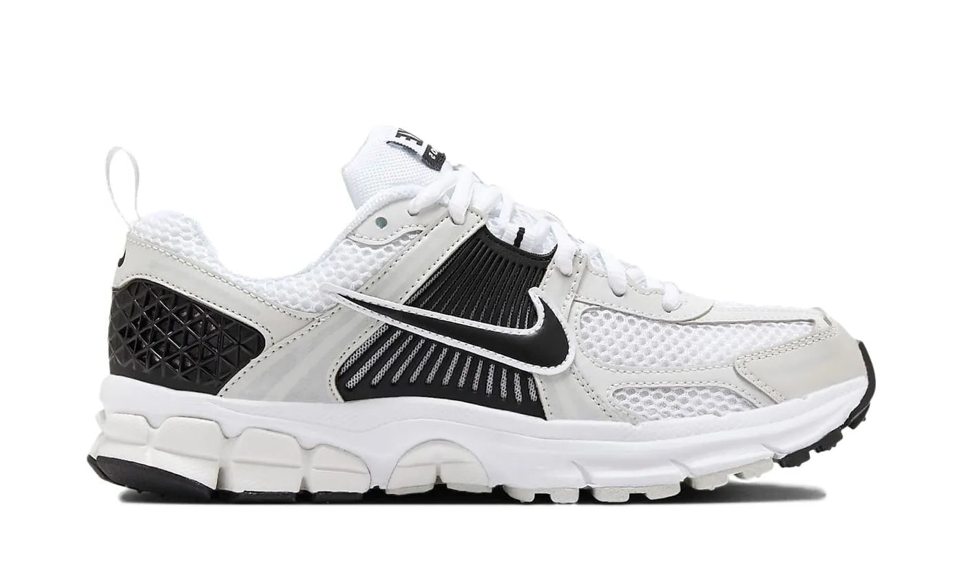 Nike Zoom Vomero 5 Metallic Platinum Black blanc noir gris 
