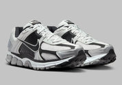 Nike Zoom Vomero 5 Metallic Silver Black noir blanc gris argent
