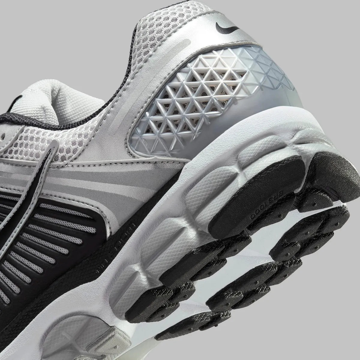 Nike Zoom Vomero 5 Metallic Silver Black noir blanc gris argent