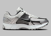 Nike Zoom Vomero 5 Metallic Silver Black noir blanc gris argent