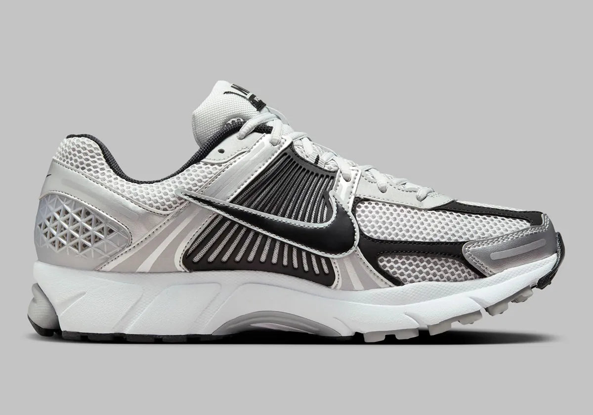 Nike Zoom Vomero 5 Metallic Silver Black noir blanc gris argent