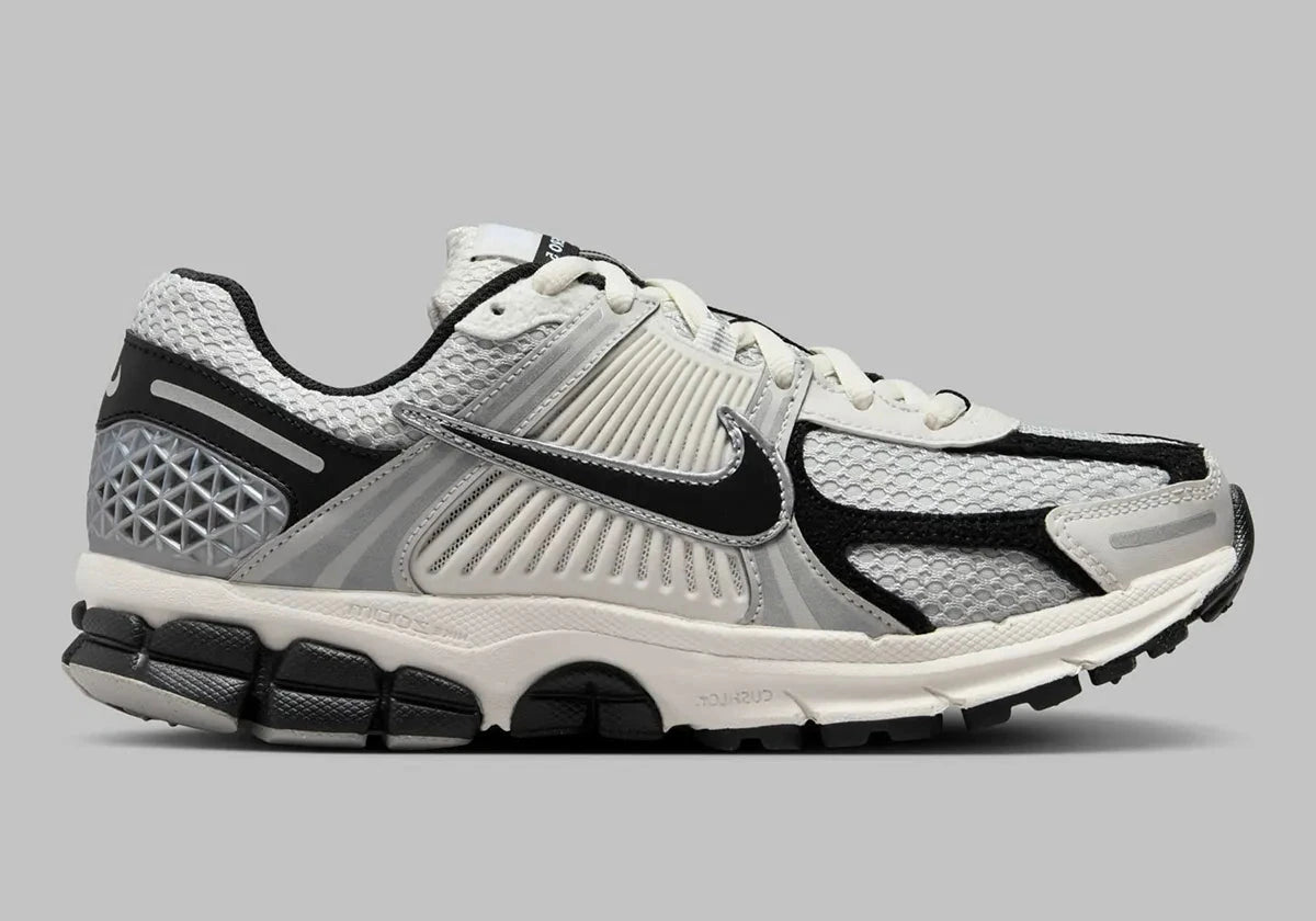 Nike Zoom Vomero 5 Photon Dust Noir blanc gris metallic