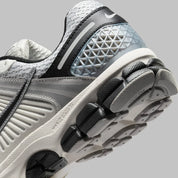 Nike Zoom Vomero 5 Photon Dust Noir blanc gris metallic